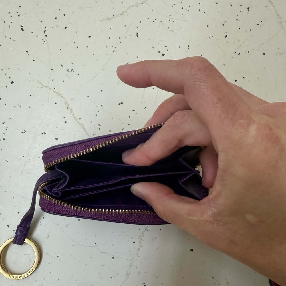 Tory Burch Deep Purple Leather Zip Card Case with Keychain and Gold hardware - Picture 10 of 16